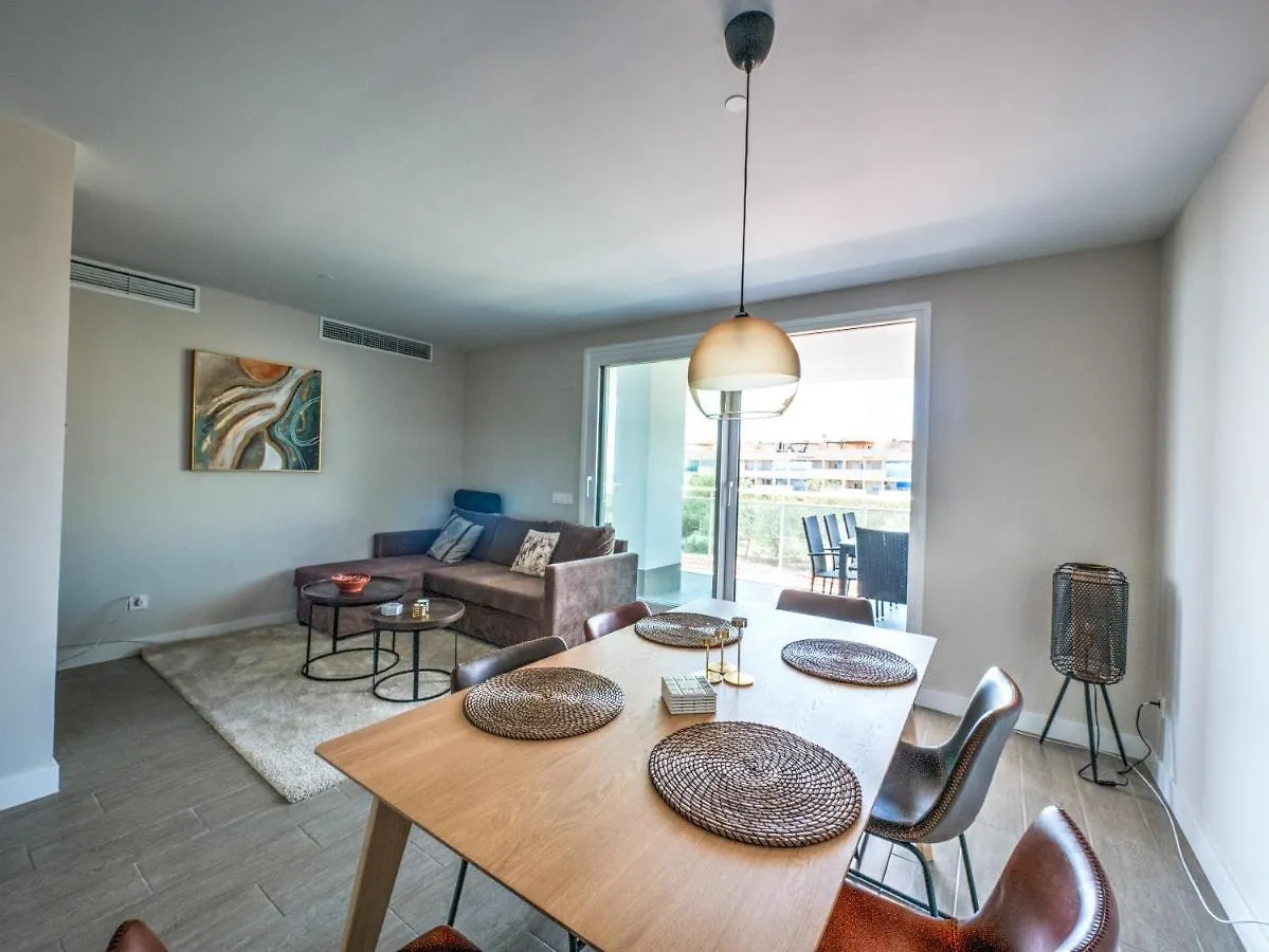 New Beach Front Apartment With Large Balcony Torrox